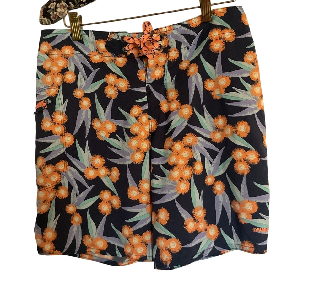 Patagonia Floral Short Women Size 0 Tropical Print Outdoor Hiking Travel